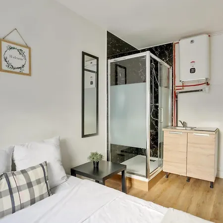 Delightful Studio With In Luxe District *